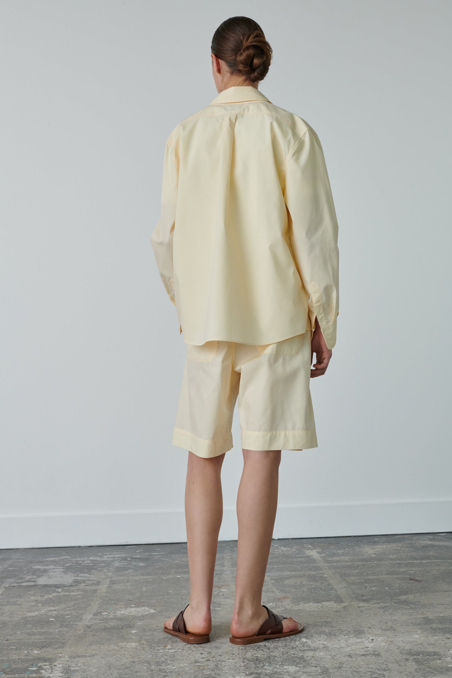 SHORT EAST SIDE ECRU