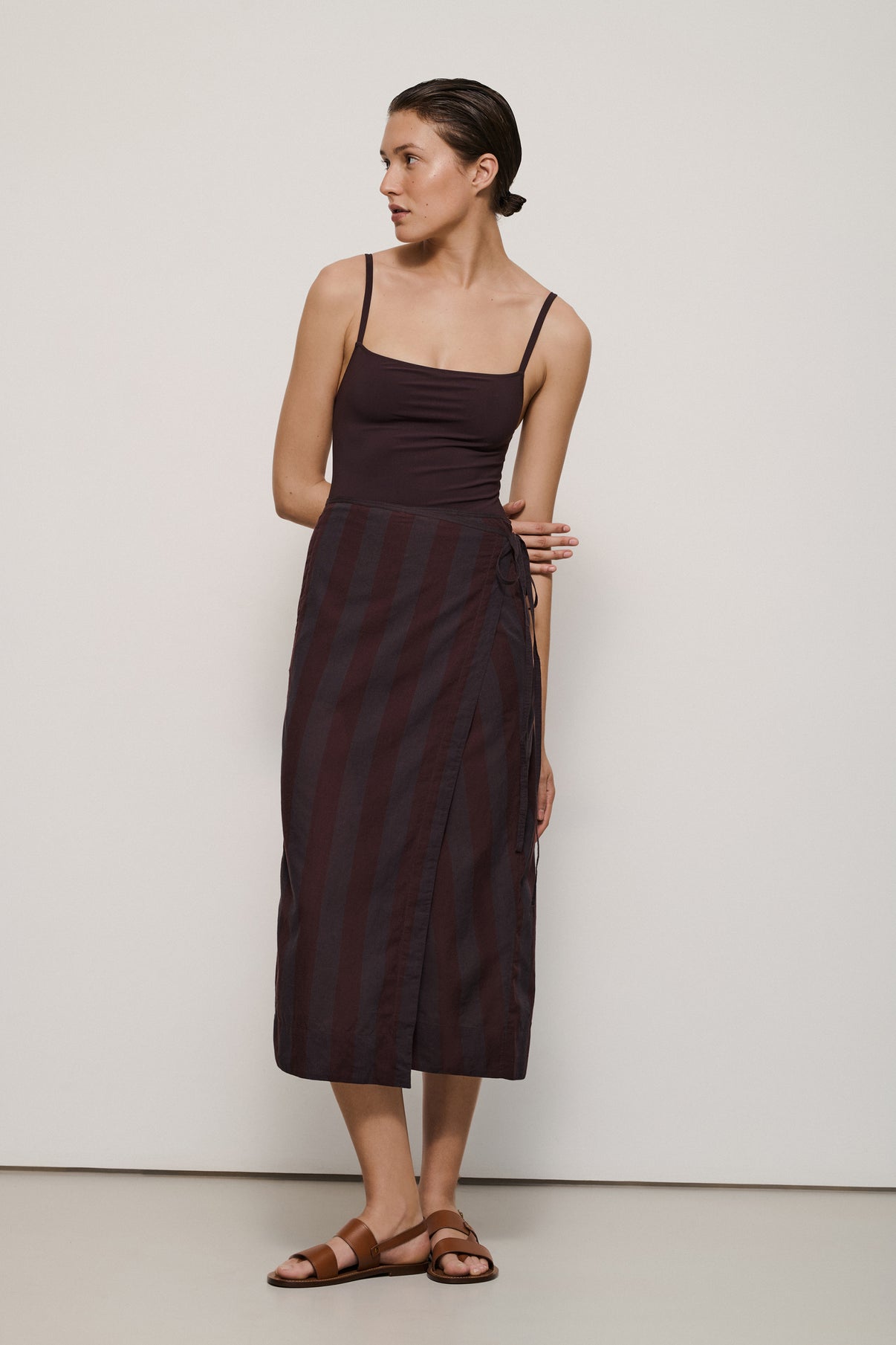 LA BURGUNDY GONNA SKIRT vue 5